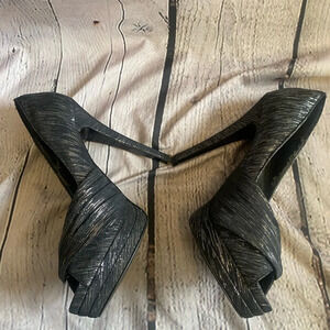 Women’s Aldo Disco Diva Black Silver Metallic Peep‎ Toe Platform Heels 40 Size 9